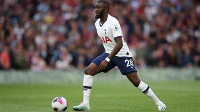 تانجي ندومبيلي ينضم إلى ليون الفرنسي مقابل 65 مليون يورو