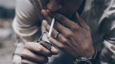 علماء: الأطفال الذين يدخن آباؤهم يتميزون بكثرة المشكلات السلوكية