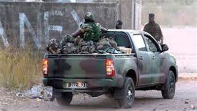  الجيش السنغالي يلن أن متمردين قتلوا 4 جنود.. ويحتجزون 7 رهائن على الأقل في جامبيا