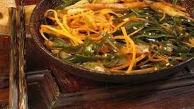 خبيرة تغذية روسية تكشف عن فوائد تناول الأعشاب البحرية للجسم