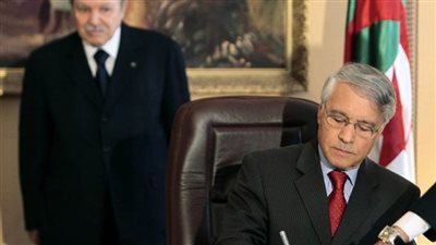 القضاء الجزائري يعاقب آخر رموز بوتفليقة.. السجن 20 عامًا لوزير الطاقة الأسبق بتهم فساد