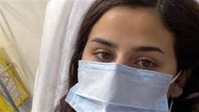 مصر.. منة عرفة تعلن إصابتها وزوجها وأسرتها بفيروس كورونا