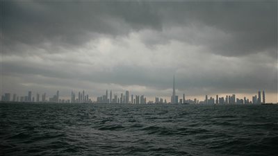 ما هو الطقس المتوقع في الإمارات؟