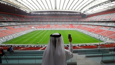 بلومبيرغ: قطر تدرس السماح بالمشروبات الكحولية في ملاعب كأس العالم