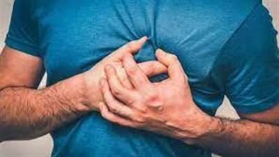 هل التوتر النفسي المستمر يؤذي قلبك؟.. طبيب يُجيب