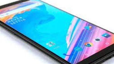 شاهد.. موتورولا تكشف مؤخرا عن مواصفات هاتفها الجديد 