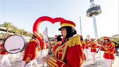 شاهد.. القوات المسلحة الإماراتية عرض عسكري في إكسبو دبي