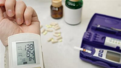 لهذا السبب.. العديد من مرضى ضغط الدم المرتفع يصابون بالسكري