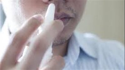 كيف تساعد قطرات الأنف في علاج نزلات البرد وآلام الأذن؟