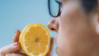 باحثون يكتشفون عن الآلية التي قد تفسر سبب فقدان مرضى كورونا لحاسة الشم