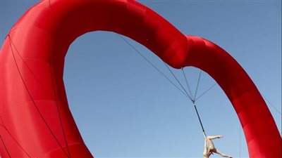 شاهد.. إكسبو 2020 دبي يواصل بث البهجة في نفوس زواره من جميع أنحاء العالم