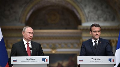 هل توافق ماكرون وبوتين على بادرة إيجابية بشأن أوكرانيا؟