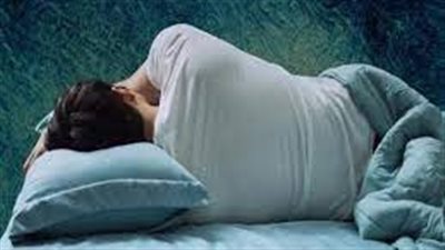 دراسة تكشف أن النوم لفترة أطول ينقص الوزن