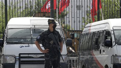 تونس: ضبط عصابة تزور جوازات التلقيح يقودها متشددون