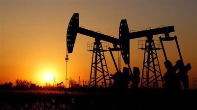 استقرار أسعار النفط عند نحو 90 دولارا للبرميل اليوم