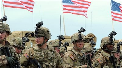 لصد أي هجوم روسي.. تعزيزات عسكرية أمريكية على حدود أوكرانيا مع موسكو