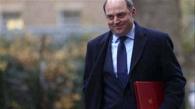  وزير الدفاع البريطاني: روسيا تعتزم بدء تدريبات استراتيجية نووية قريبًا