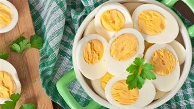 فوائد أكل البيض المسلوق للبشرة 