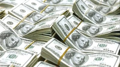 ارتفاع الدولار إلى أعلى مستوى في أسبوعين اليوم الإثنين