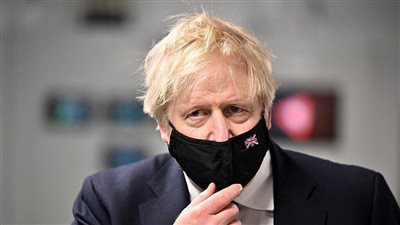  بوريس جونسون يدعو بوتين إلى التراجع عن 