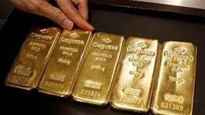 هبوط أسعار المعادن النفيسة مع تراجع الذهب من أعلى مستوى في عدة أشهر 