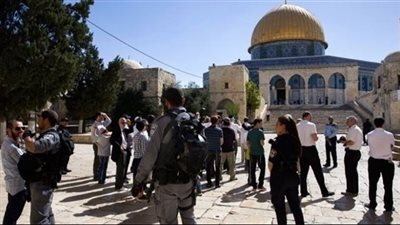 فلسطين.. مستوطنون يقتحمون المسجد الأقصى 