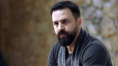 الفنان السوري تيم حسن يكشف بدايات مشواره الفني