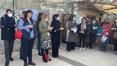 دعمًا لأهله.. وفد دولي في الشيخ جراح 