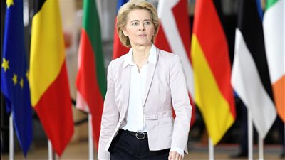  أرسولا فون دير لاين: تطورات الأحداث في أوكرانيا يمكن أن تعيد تشكيل النظام الدولي بأكمله