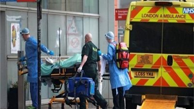 بريطانيا تدرس إلغاء قوانين العزل الذاتي لمرضى كورونا