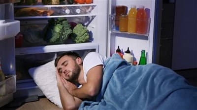 خبراء: تناول أطعمة مناسبة في المساء جزء من الوصفة لنوم سعيد