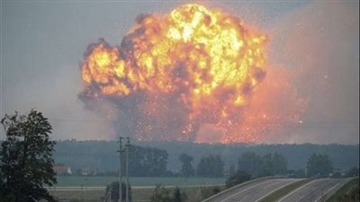 سماع دوي انفجارات ضخمة في ضواحي دونيتسك الانفصالية شرقي أوكرانيا