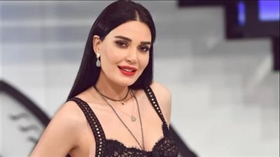 شاهد.. كيف احتفلت النجمة اللبنانية سيرين عبدالنور بعيد ميلادها؟