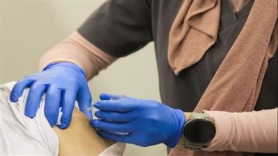 تقديم 18 ألف جرعة جديدة من لقاح كورونا بالامارات