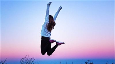 باحثون يكشفون أن الإنسان السعيد أكثر نجاحًا