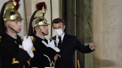 ماكرون يدعو مجلس الدفاع الفرنسي لبحث الأزمة الأوكرانية