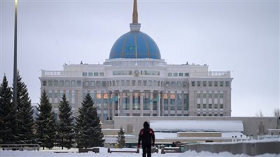 كازاخستان.. اعتقال وزير الدفاع السابق بسبب احتجاجات يناير