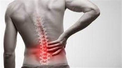 ما هي أسباب تشوهات العمود الفقري لدى الأطفال؟