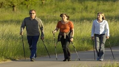 علماء يكشفون عن ما يحدث عند ممارسة تمارين رياضية خفيفة بعد التطعيم