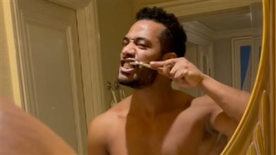 ليست روسيا وحدها.. معجون أسنان الفنان محمد رمضان يثير أزمة كبيرة في مصر