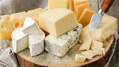 أطعمة لتقوية أسنان طفلك.. الجبن والبيض من أجل صحته