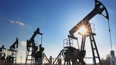 ارتفاع العقود الآجلة لمزيج برنت 100 دولار للبرميل لأول مرة منذ 2014