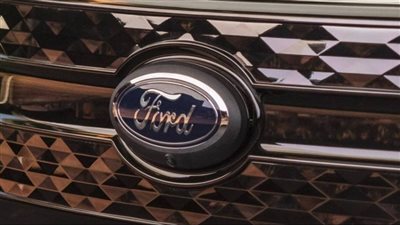 ما وراء استدعاء شركة فورد 330 ألف سيارة؟