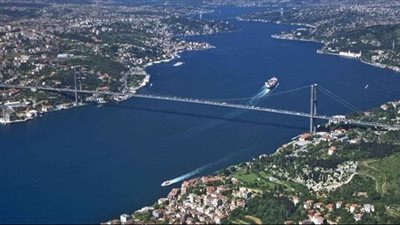 هل ترفض تركيا إغلاق البوسفور والدردنيل أمام سفن روسيا؟