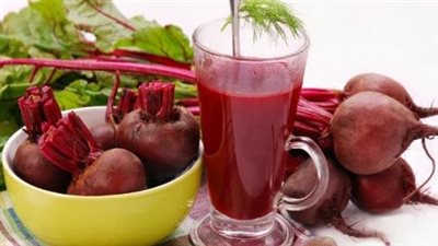 ماذا يحدث عند شرب كوب واحد من عصير الشمندر الأحمر؟