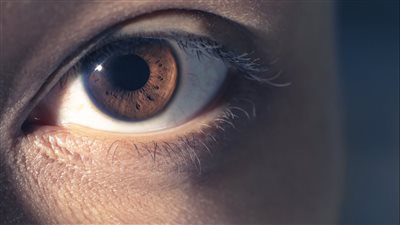 باحثون: العين مفتاح الكشف ضغط الدم المرتفع