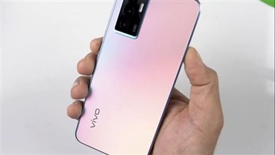 فيفو تطلق هاتفها الذكي Y76 5G الجديد.. المميزات