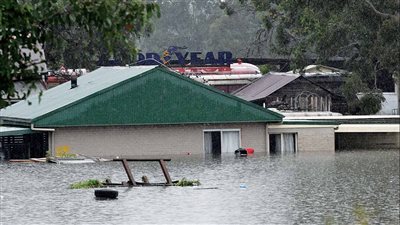 أوقعت ضحايا.. أمطار غزيرة وفيضانات تضرب شرق أستراليا وتوقع ضحايا