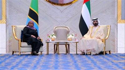 حاكم دبي يستقبل رئيسة تنزانيا في معرض إكسبو 2020 دبي