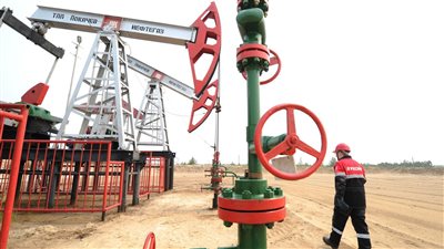 النفط يغلق عند أعلى مستوياته منذ 2008